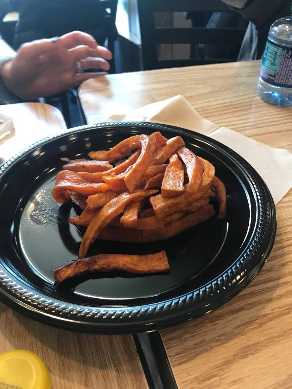 Armonk Country Kitchen | restaurant | 397 Main St, Armonk, NY 10504, USA | 9142730150 OR +1 914-273-0150