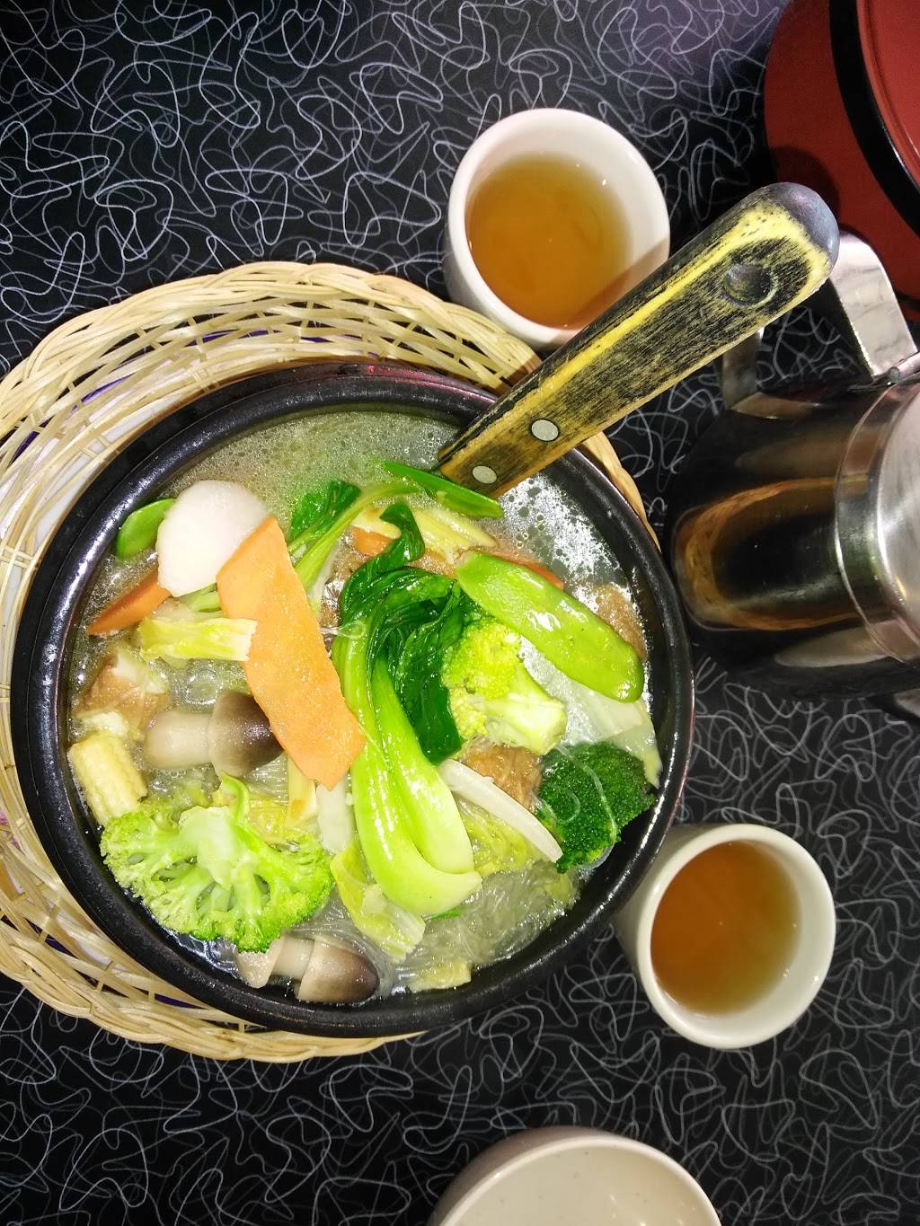 Shu Feng Restaurant | restaurant | 8435 Olive Blvd, St. Louis, MO 63132, USA | 3149830099 OR +1 314-983-0099