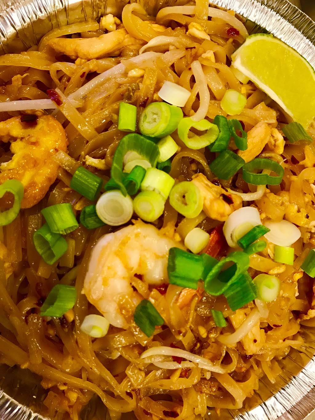 Thai House Restaurant | restaurant | 1047 E Broad St, Elyria, OH 44035, USA | 4403660273 OR +1 440-366-0273