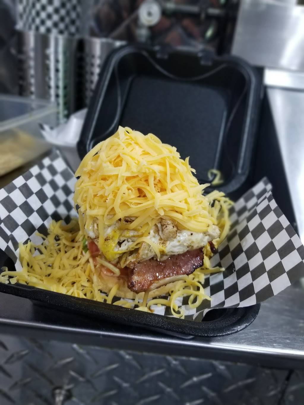 Mr.Comelon (Food truck) | meal takeaway | 9600 SW 77th Ave, Miami, FL 33156, USA | 7862412484 OR +1 786-241-2484