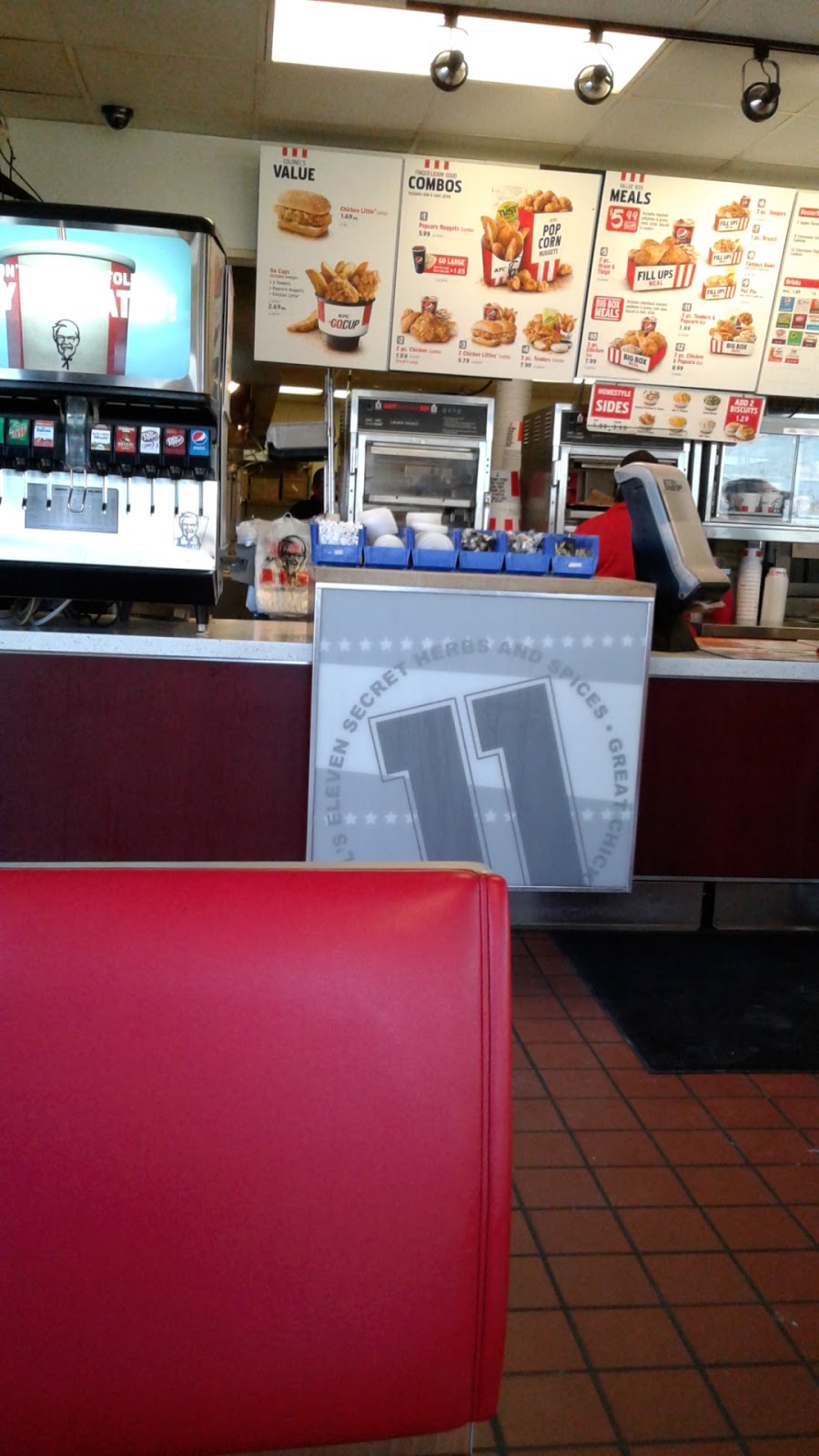 KFC | restaurant | 703 Main St, Lovington, NM 88260, USA | 5753964400 OR +1 575-396-4400