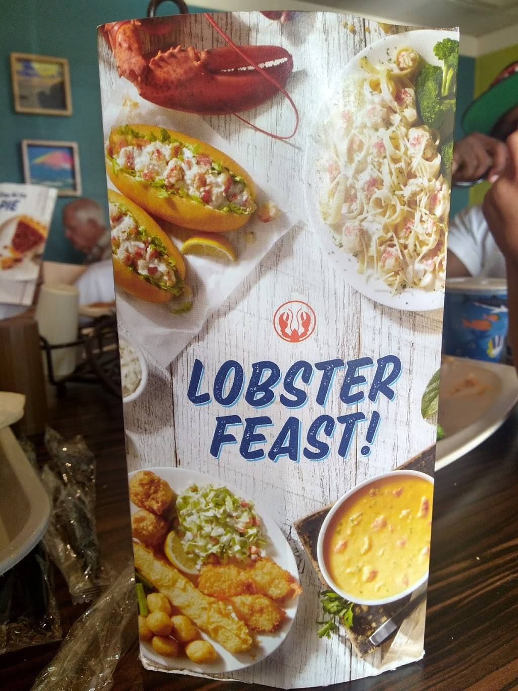 Captain Ds | restaurant | 5640 University Blvd W, Jacksonville, FL 32216, USA | 9047374444 OR +1 904-737-4444