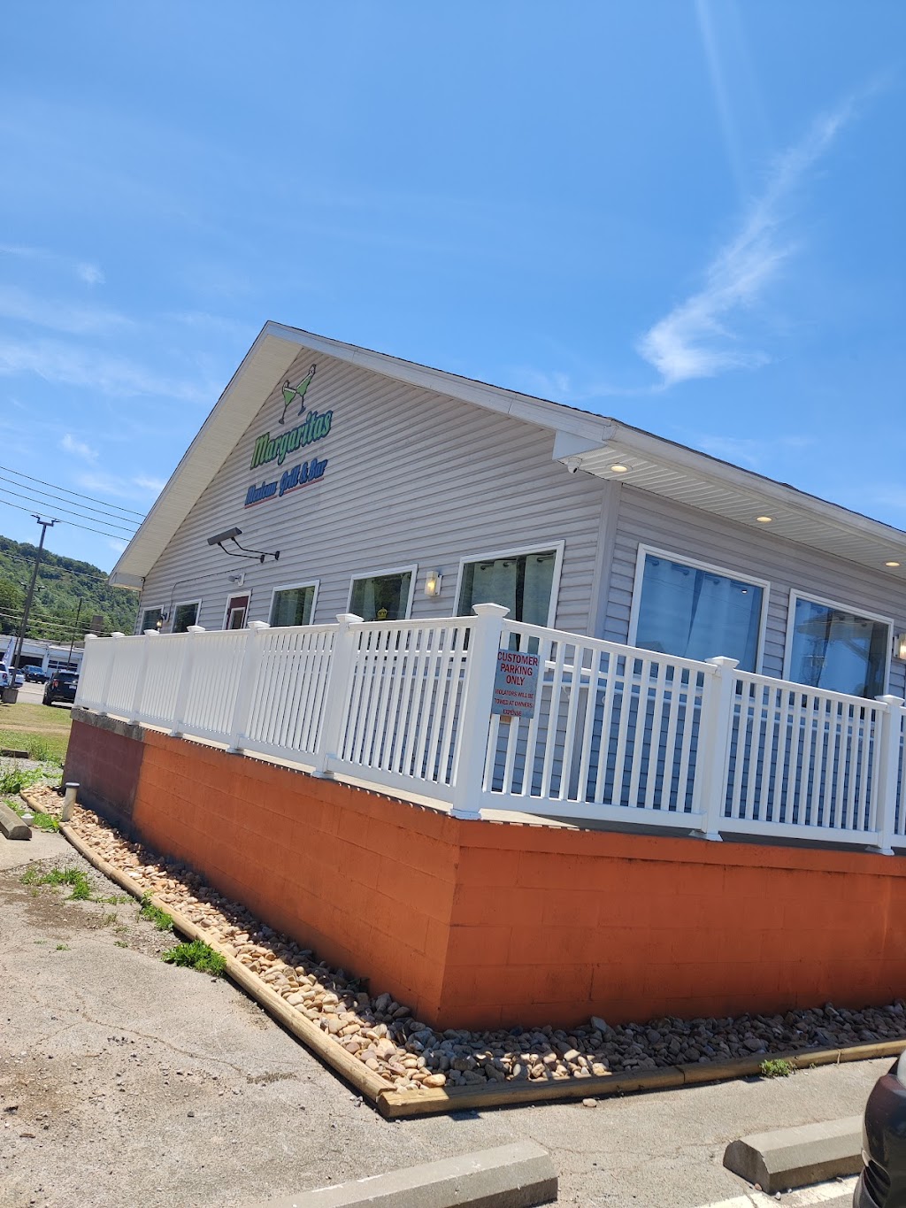 Margaritas Mexican grill &bar | restaurant | 325 S Jefferson Way, Kittanning, PA 16201, USA | 7247937229 OR +1 724-793-7229