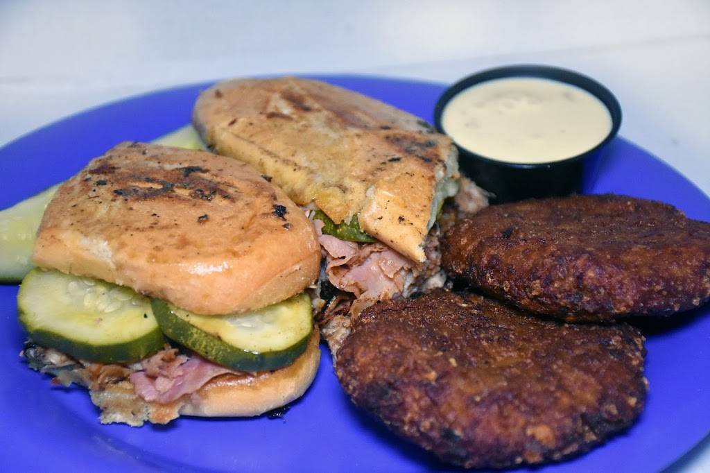 BrewBurgers Pub & Grill | restaurant | 525 S Tamiami Trail, Venice, FL 34285, USA | 9414842337 OR +1 941-484-2337