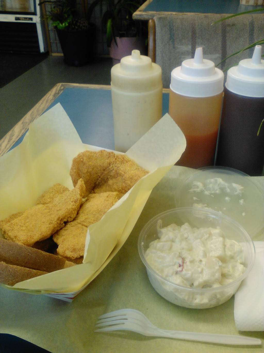 Louisiana Fish & Chips | restaurant | 2817 Telegraph Ave, Oakland, CA 94609, USA | 5104514555 OR +1 510-451-4555