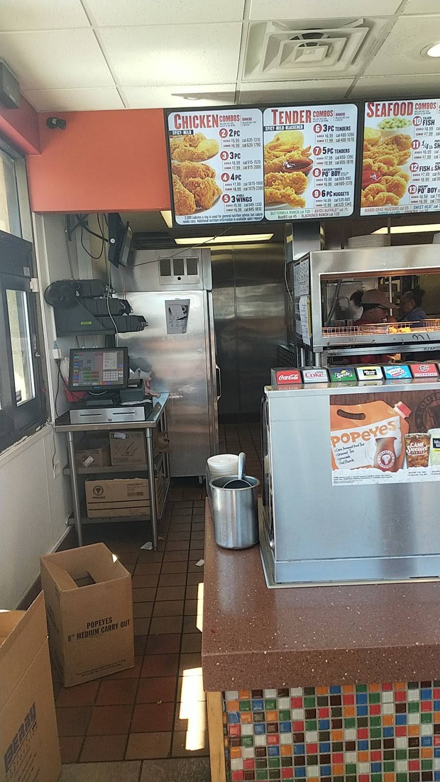 Popeyes Louisiana Kitchen | restaurant | 11097 E Colfax Ave, Aurora, CO 80010, USA | 3033416031 OR +1 303-341-6031