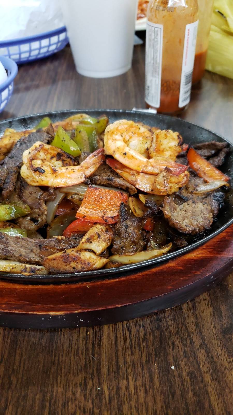 Las Cabellin Taqueria | restaurant | 8101 Buena Vista Blvd, Lamont, CA 93241, USA | 6615563370 OR +1 661-556-3370