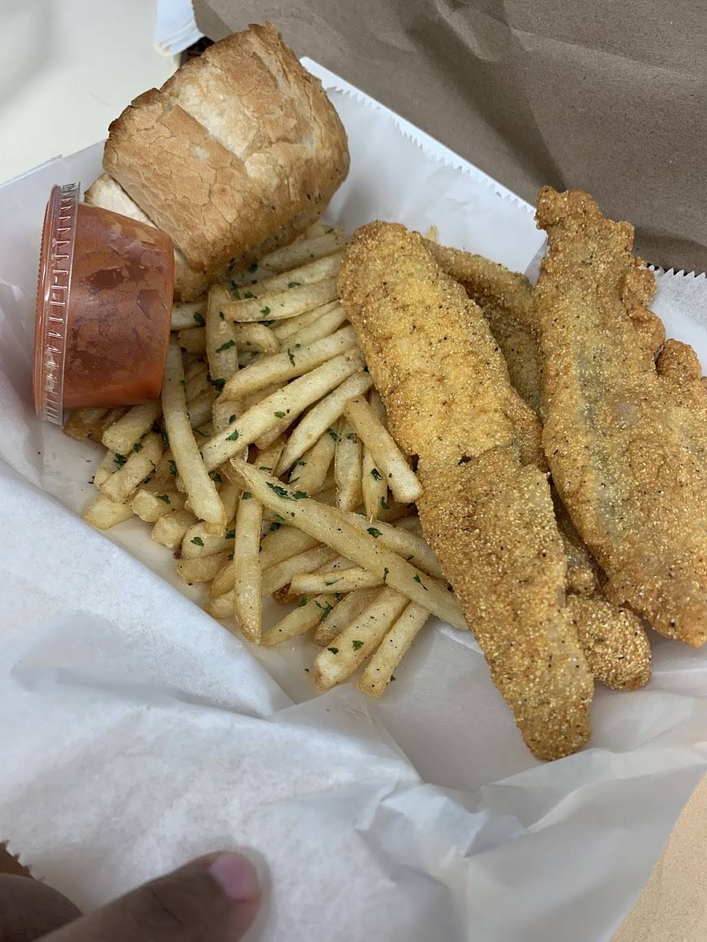 Surfs Up Bronzeville | restaurant | 4317 S Cottage Grove Ave, Chicago, IL 60653, USA | 7734203228 OR +1 773-420-3228