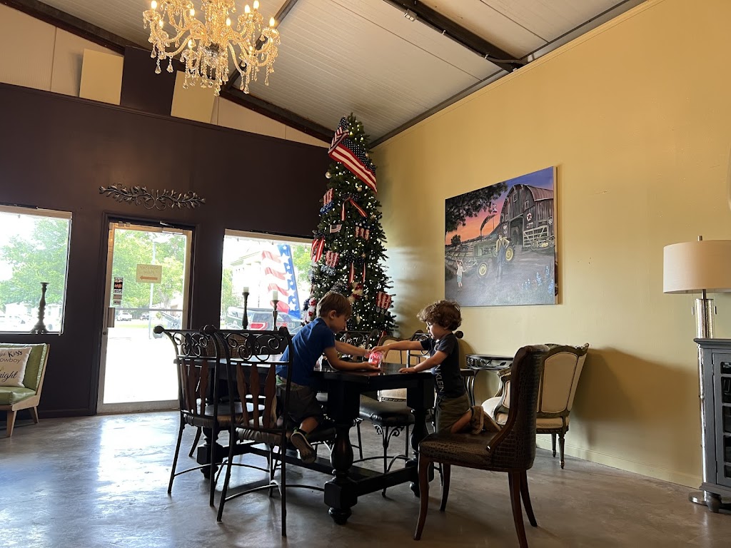 Alex Anthony Vineyards | restaurant | 213 N Nugent Ave Box 724, Johnson City, TX 78636, USA | 2103077381 OR +1 210-307-7381