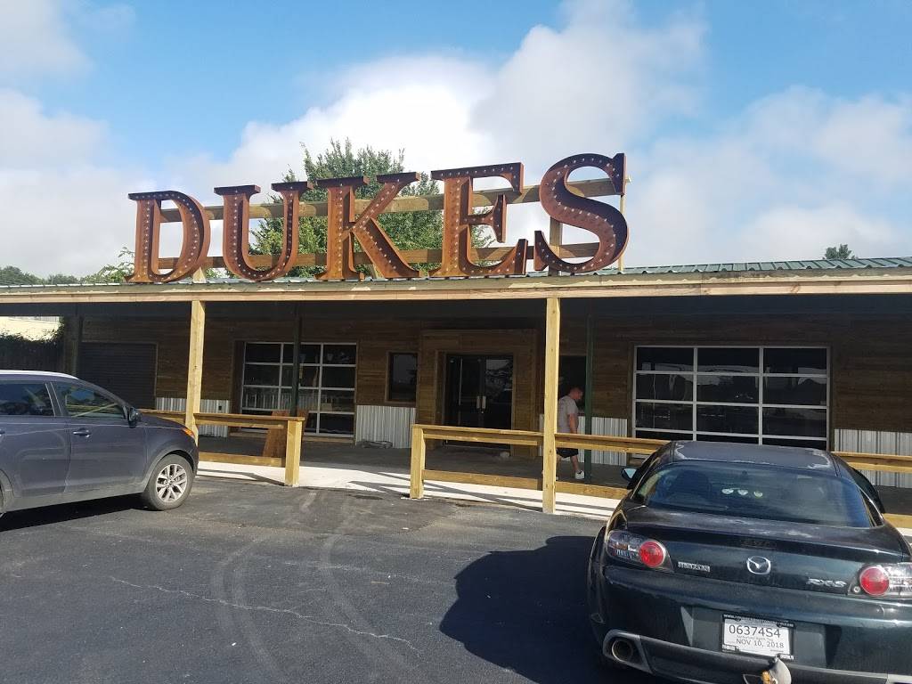 DUKES - Boozes, Brews, & Kitchen | restaurant | 6303 Farm to Market 1960 Road East, Humble, TX 77338, USA | 8326441861 OR +1 832-644-1861