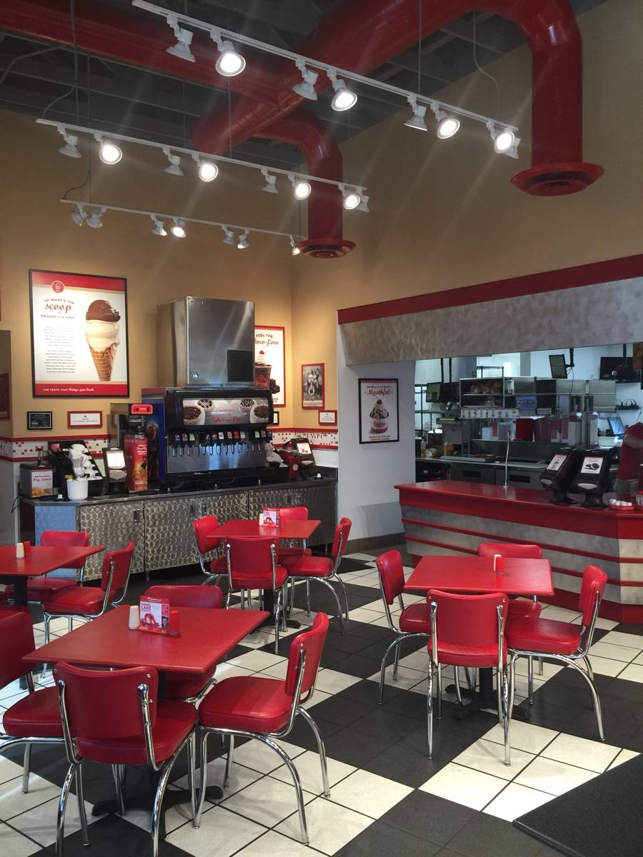 Freddys Frozen Custard & Steakburgers | restaurant | 10205 E Old Vail Rd, Tucson, AZ 85747, USA | 5206479816 OR +1 520-647-9816