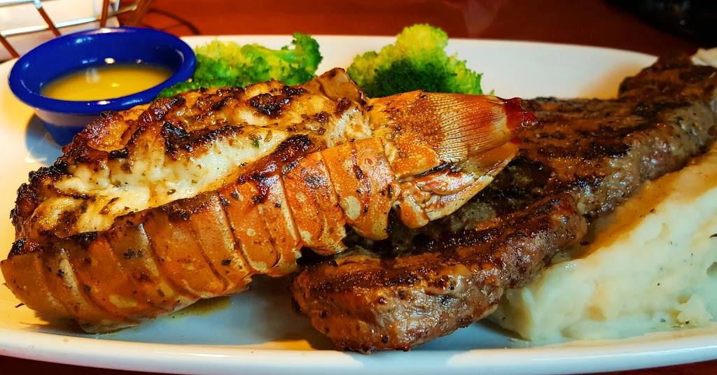 Red Lobster | restaurant | 20 Towne Center Cir, Sanford, FL 32771, USA | 4073200888 OR +1 407-320-0888