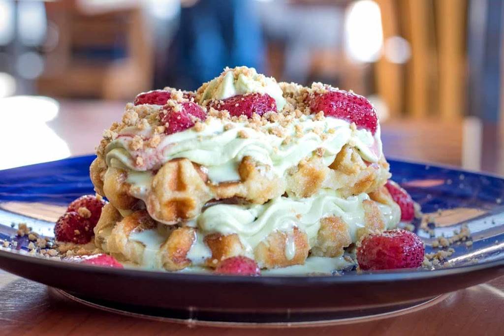 Petite Madeline Bakery | bakery | 223 N Coast Hwy, Oceanside, CA 92054, USA | 7602317300 OR +1 760-231-7300