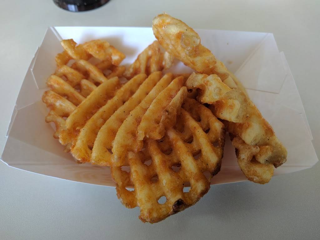 CDs Wings | restaurant | 7685 W 88th Ave, Westminster, CO 80005, USA | 3034677700 OR +1 303-467-7700