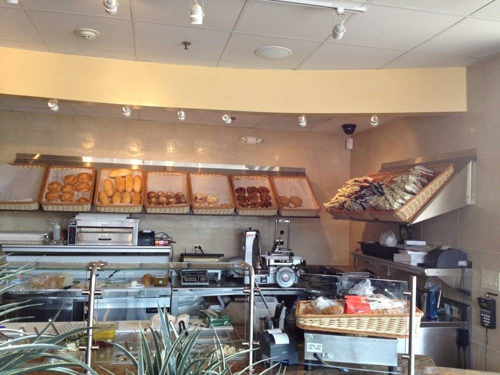 Savory Salads | bakery | 215 N Hough St, Barrington, IL 60010, USA | 8472777800 OR +1 847-277-7800