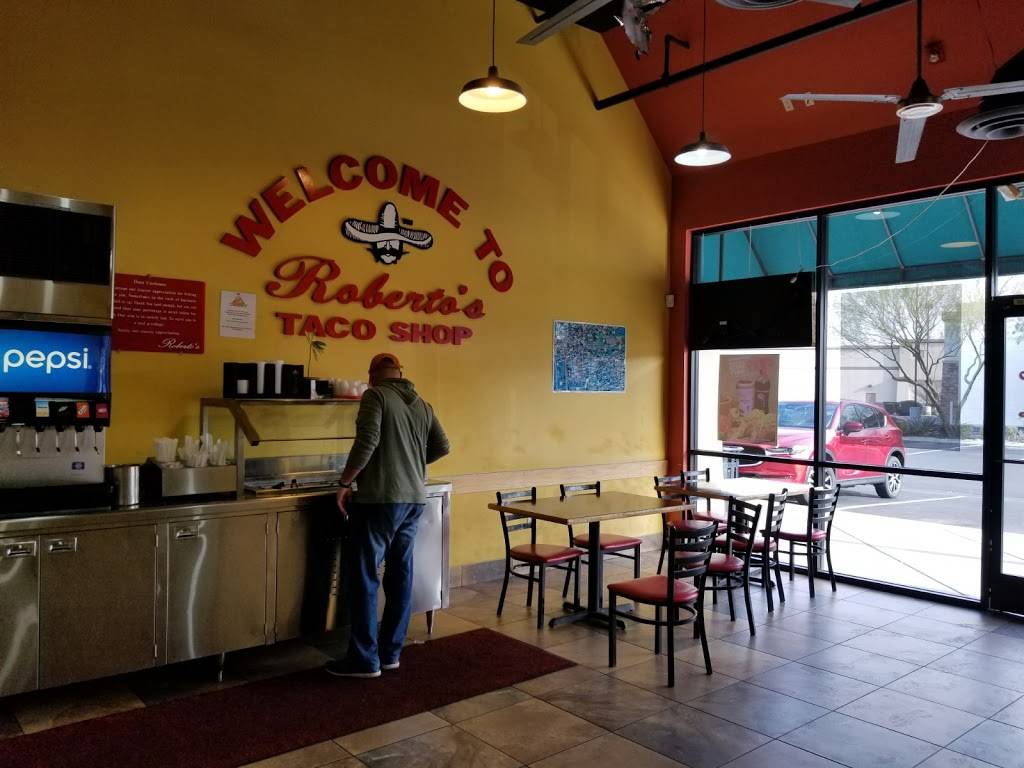 Roberto’s | restaurant | 2810 Bicentennial Pkwy #120, Henderson, NV 89044, USA | 7024749100 OR +1 702-474-9100