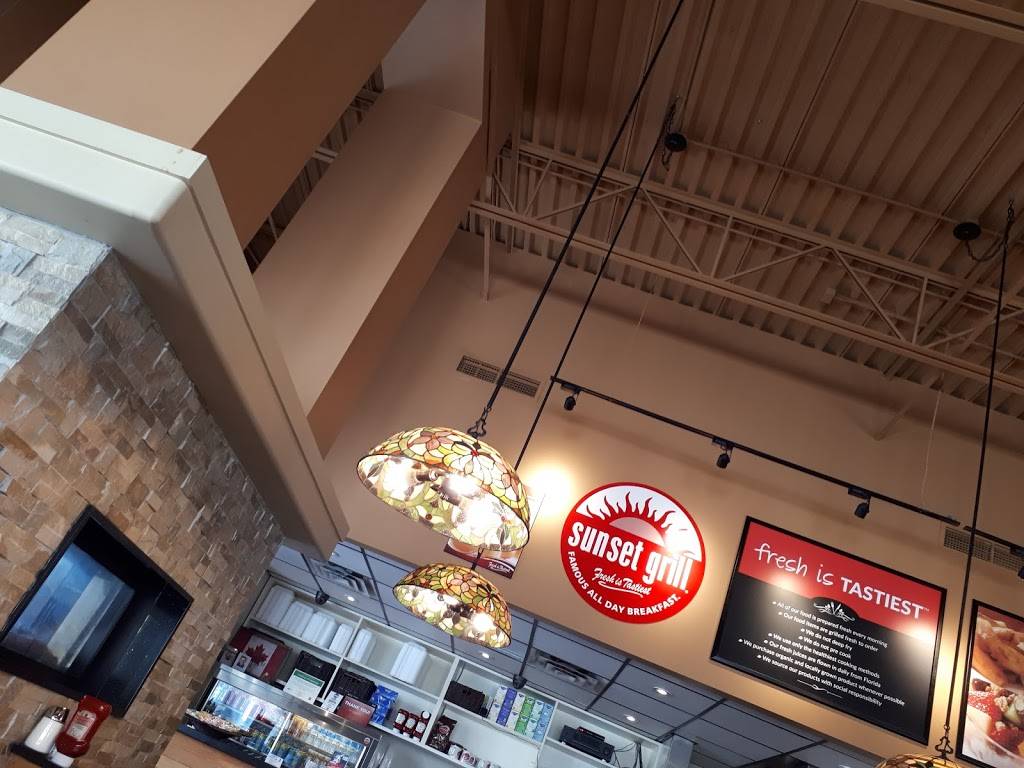 Sunset Grill | restaurant | 266 Hays Blvd, Oakville, ON L6H 7P3, Canada | 2897259700 OR +1 289-725-9700