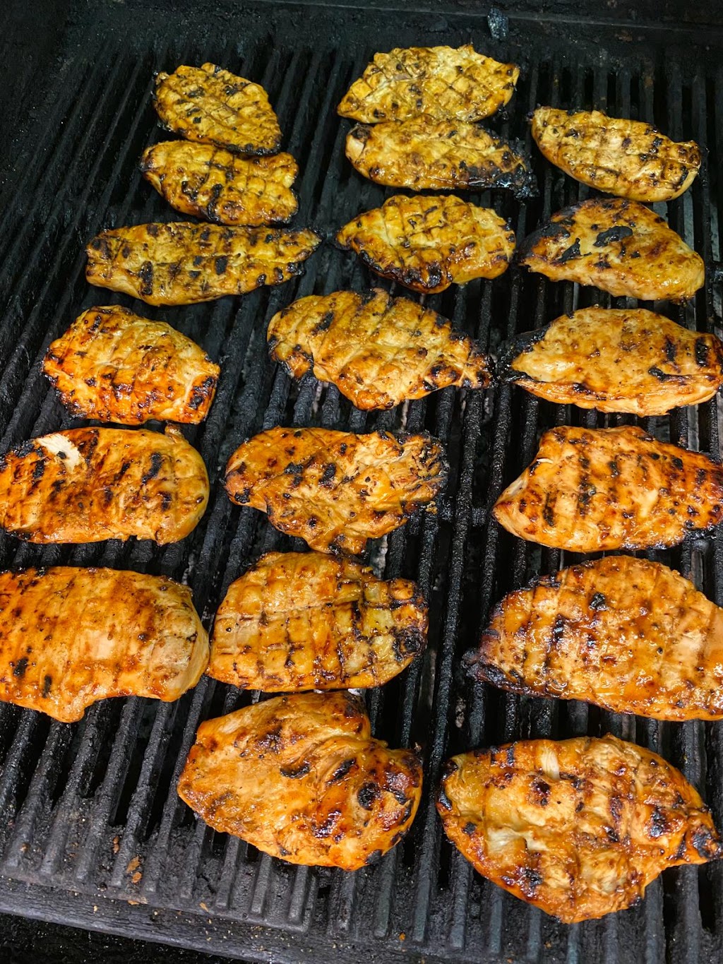 Famous Franks A-lot | restaurant | 51 N 12th St, Philadelphia, PA 19107, USA | 2156259991 OR +1 215-625-9991