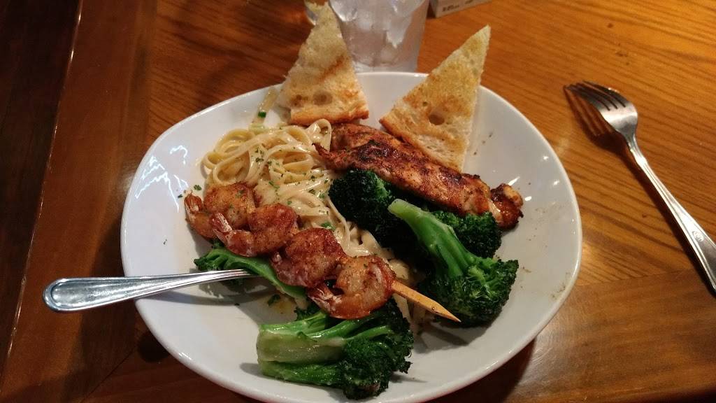 Outback Steakhouse | restaurant | 1510 U.S. 9, Wappingers Falls, NY 12590, USA | 8452986753 OR +1 845-298-6753