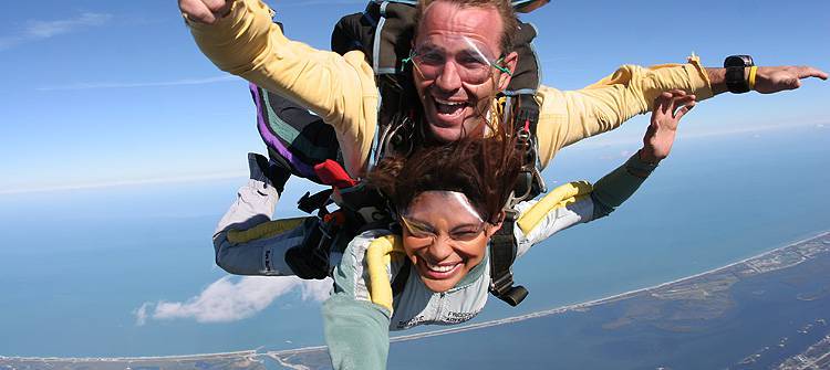 Skydive Sebastian | cafe | 400 Airport Dr W, Sebastian, FL 32958, USA | 7723885672 OR +1 772-388-5672