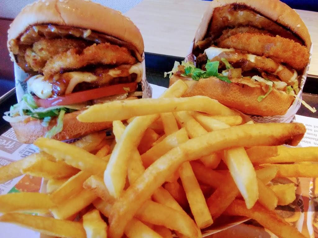 The Habit Burger Grill | restaurant | 2005 Cleveland Ave, Santa Rosa, CA 95401, USA | 7072306744 OR +1 707-230-6744