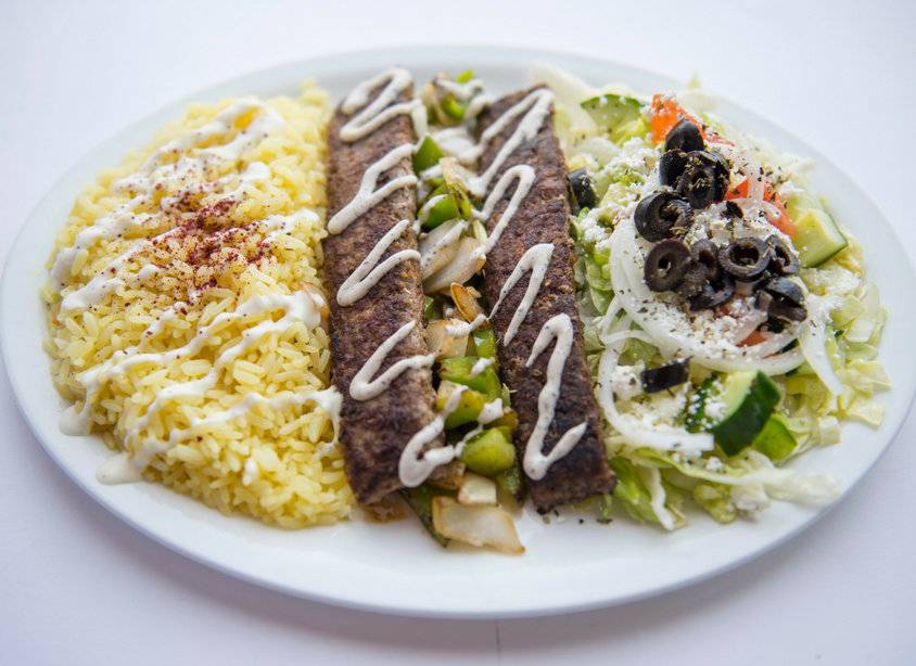 Osmows | restaurant | 1472 Innisfil Beach Rd, Innisfil, ON L9S 4B2, Canada | 7054315080 OR +1 705-431-5080