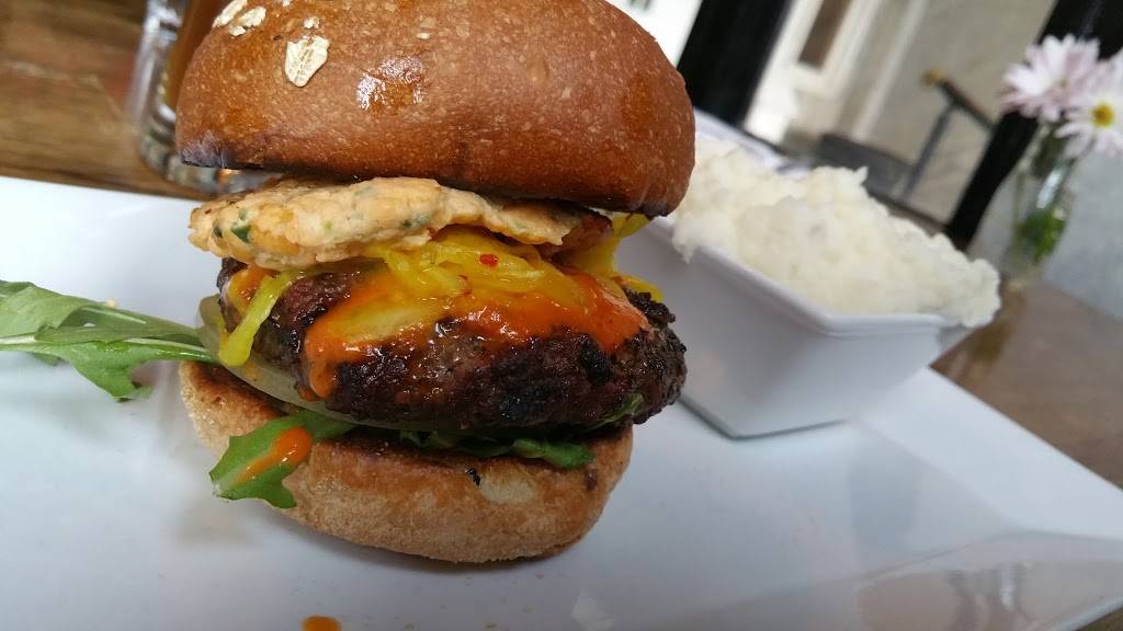 South Kitchen + Bar | restaurant | 247 E Washington St, Athens, GA 30601, USA | 7063956125 OR +1 706-395-6125