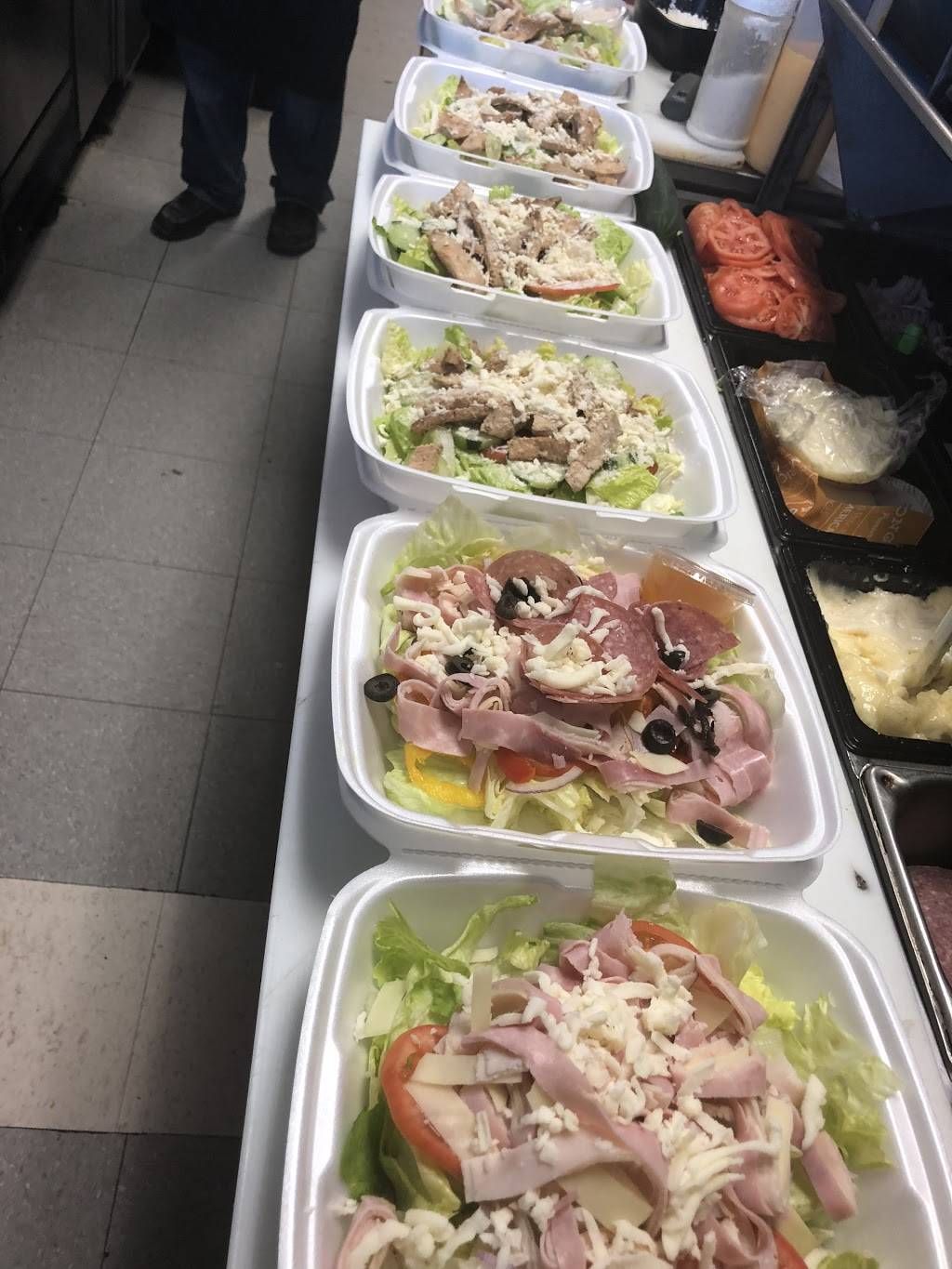 Two Cousins Pizza | restaurant | 126 Townsedge Dr, Quarryville, PA 17566, USA | 7177861400 OR +1 717-786-1400