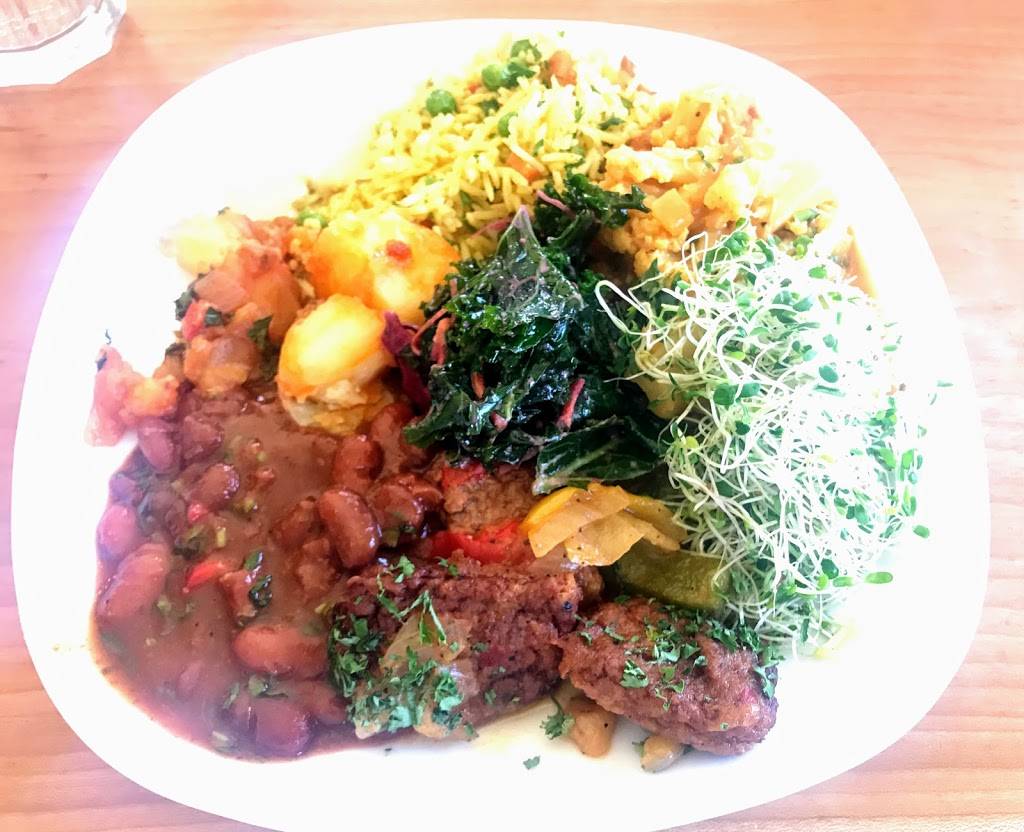 Jungle Cafe | restaurant | 131 Greenpoint Ave, Brooklyn, NY 11222, USA | 3479874981 OR +1 347-987-4981