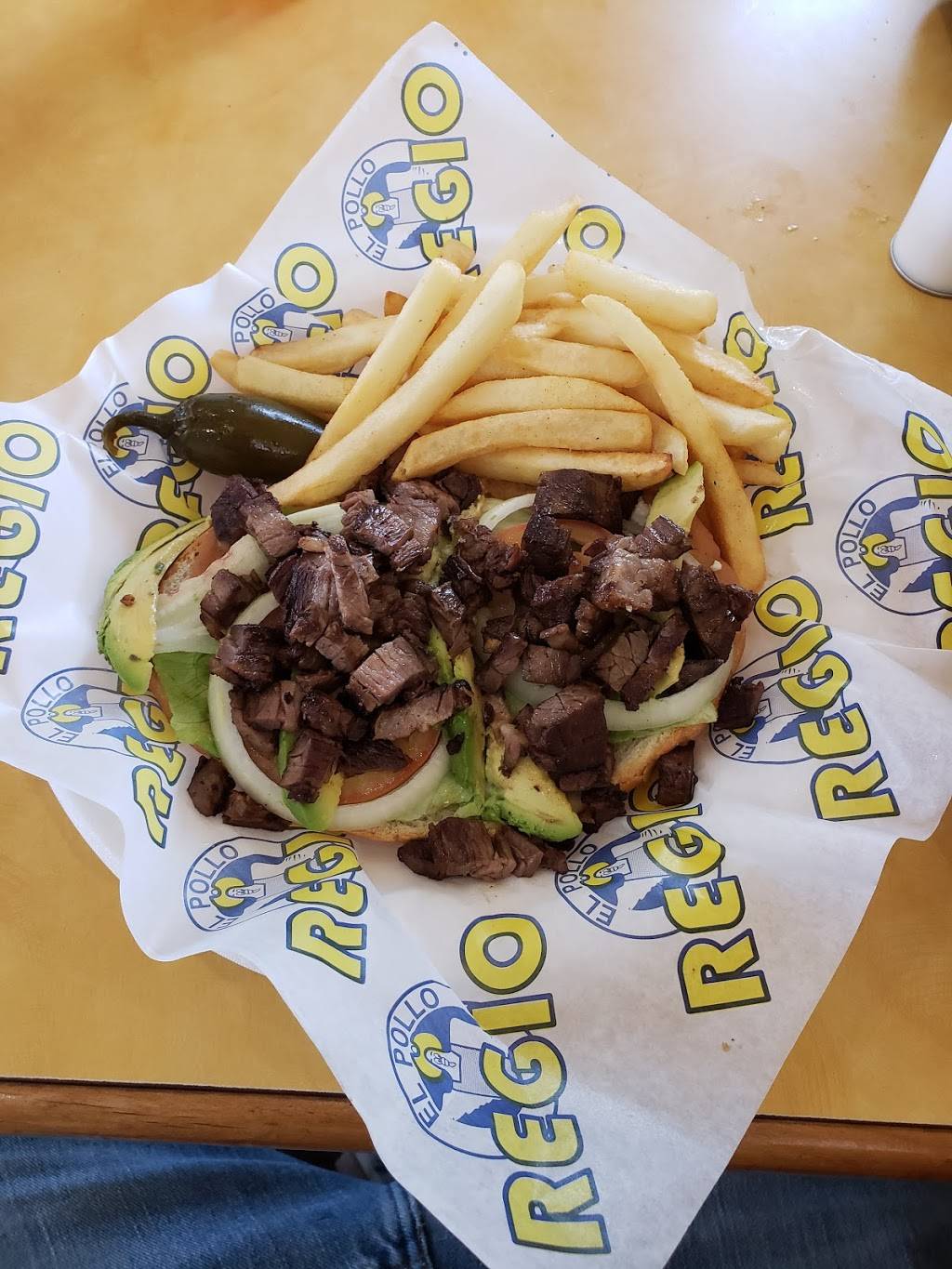 Pollo Regio | restaurant | 1216 SW Wilshire Blvd, Burleson, TX 76028, USA | 8172955131 OR +1 817-295-5131