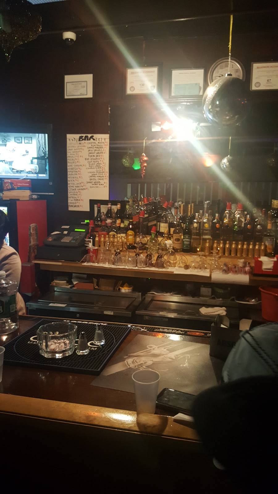 Jam Roc Restaurant And Lounge | restaurant | 3395 Main St, Hartford, CT 06120, USA | 8609061812 OR +1 860-906-1812