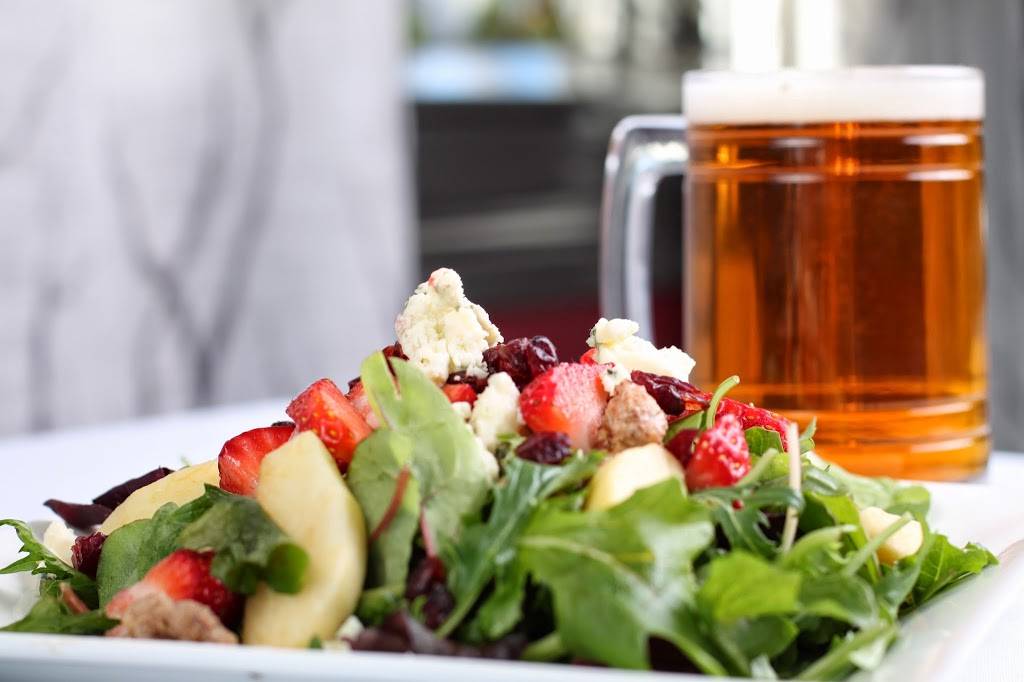 The Water Street Grill | restaurant | 503 Water St, Santa Cruz, CA 95060, USA | 8313326122 OR +1 831-332-6122