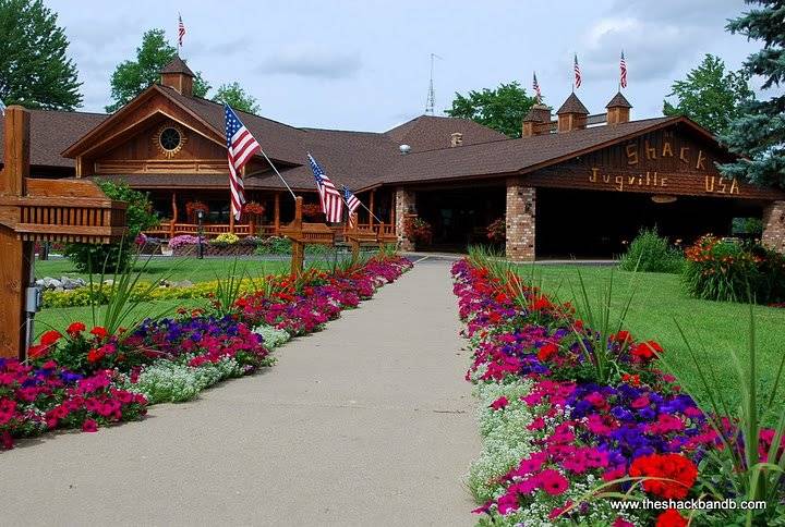 The Shack a Lakeside Log Lodge & Country Inn | restaurant | 2263 W 14th St, White Cloud, MI 49349, USA | 2319246683 OR +1 231-924-6683