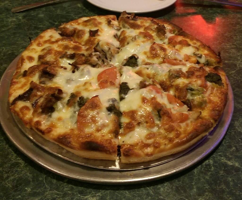 Peru Pizza House Restaurant | restaurant | 1702 4th St, Peru, IL 61354, USA | 8152237408 OR +1 815-223-7408