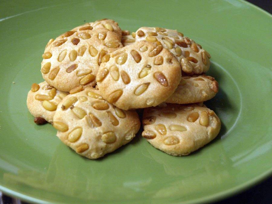 Ninos Bakery & Restaurant | bakery | 3078 Cooper St, Punta Gorda, FL 33950, USA | 9418338912 OR +1 941-833-8912