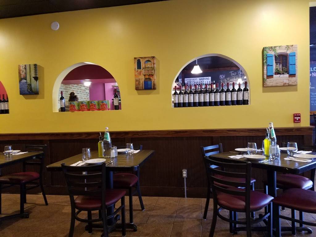 Tony And Nicks Italian Kitchen | restaurant | 162 Canal St, Ellenville, NY 12428, USA | 8456478669 OR +1 845-647-8669