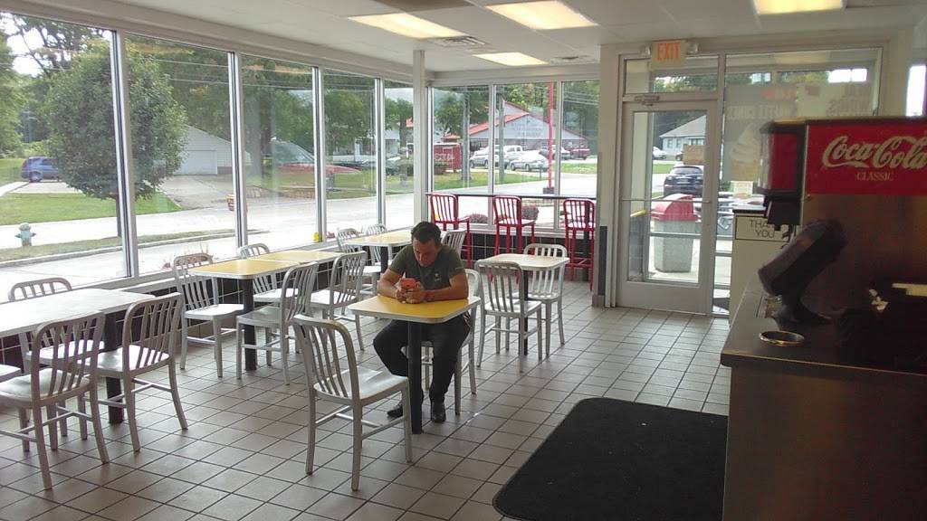 Rallys | restaurant | 4905 Kentucky Ave, Indianapolis, IN 46221, USA | 3178210645 OR +1 317-821-0645