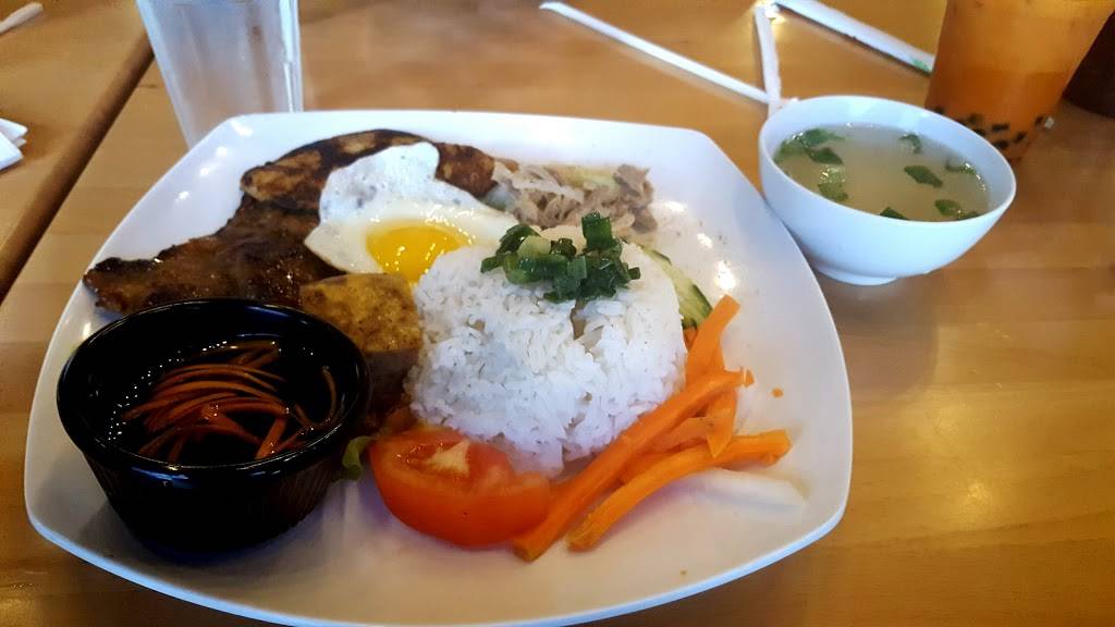 Pho Que Huong | restaurant | 5110 Eldorado Pkwy #200, Frisco, TX 75033, USA | 9722945168 OR +1 972-294-5168