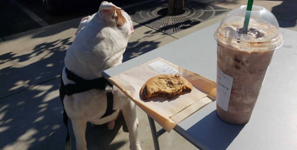 Starbucks | cafe | 1200 Oliver Rd #100, Fairfield, CA 94534, USA | 7074285043 OR +1 707-428-5043