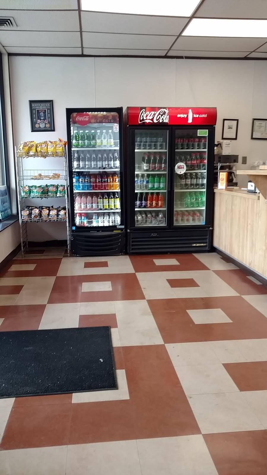 Zacks Pizza & Subs | restaurant | 478 Columbian St, South Weymouth, MA 02190, USA | 7813316081 OR +1 781-331-6081