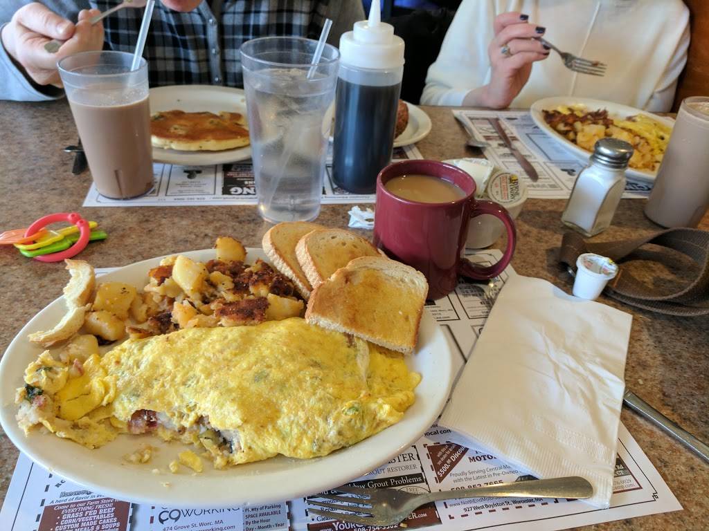 122 Diner | restaurant | 1392 Main St, Holden, MA 01520, USA | 5082100707 OR +1 508-210-0707