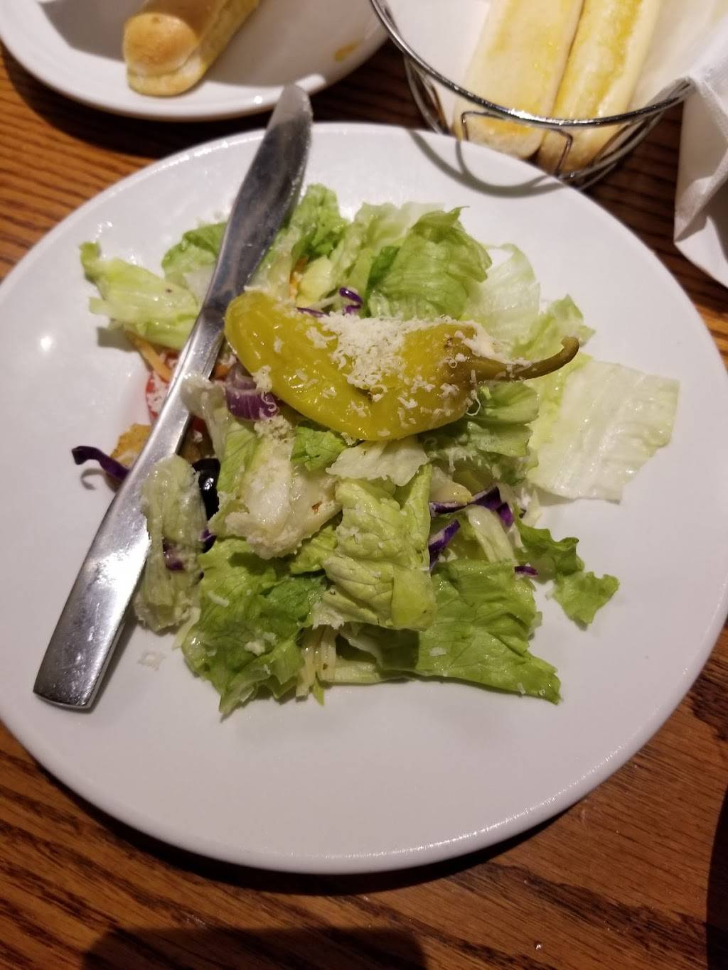 Olive Garden Italian Restaurant | meal takeaway | 8315 Benson Dr, Columbia, MD 21045, USA | 4102900040 OR +1 410-290-0040