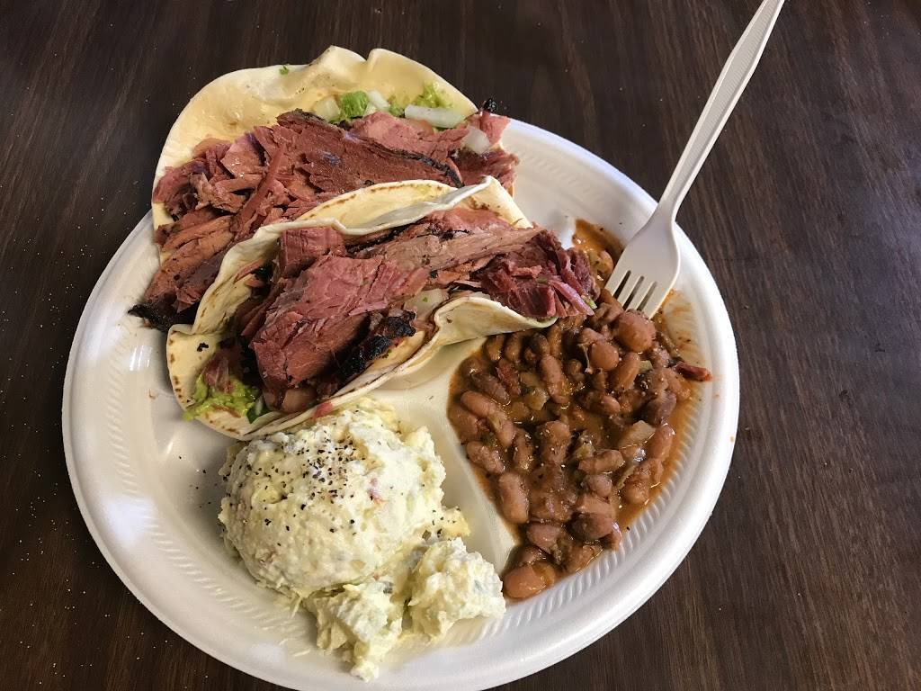 LilJims Country Store | restaurant | 1203 Heickman Rd, Somerset, TX 78069, USA | 8304291009 OR +1 830-429-1009