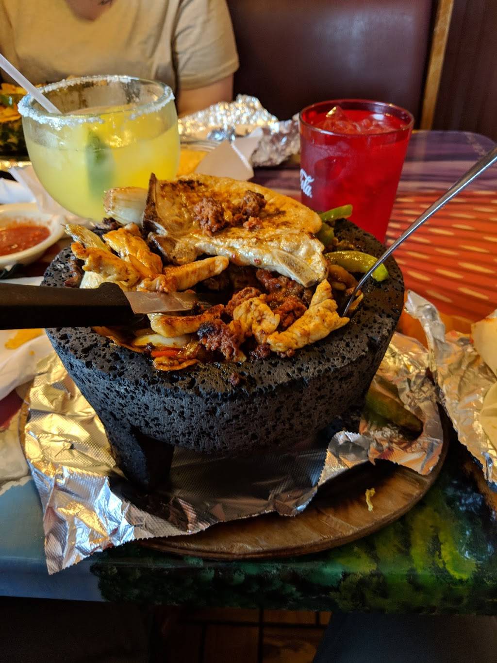 Los Cuatro Amigos | restaurant | 4570 Bay Rd, Saginaw, MI 48604, USA | 9897991700 OR +1 989-799-1700