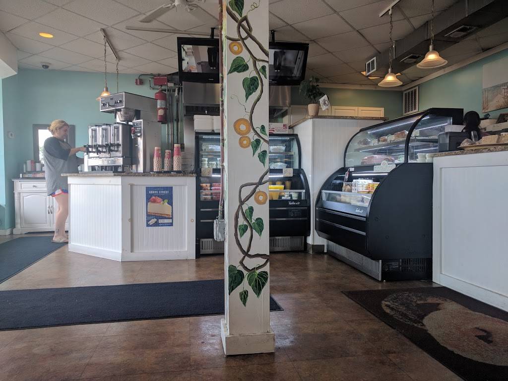 Silver Bay Bagels | restaurant | 1831 Hooper Ave, Toms River, NJ 08753, USA | 7322558131 OR +1 732-255-8131