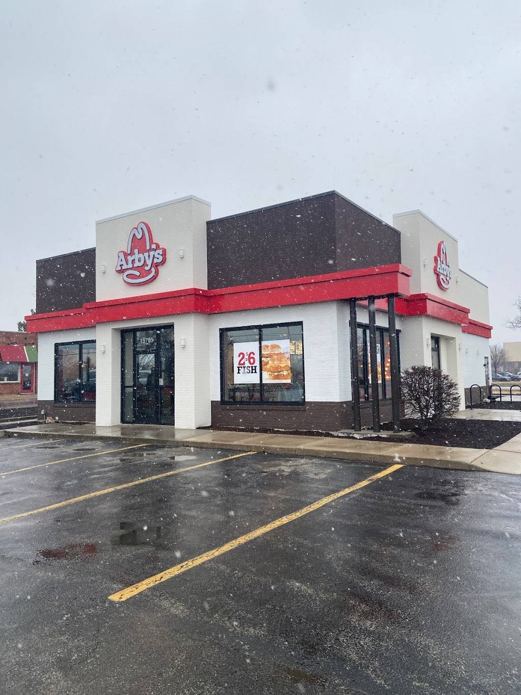 Arbys | meal takeaway | 15765 S Harlem Ave, Orland Park, IL 60462, USA | 7085493420 OR +1 708-549-3420