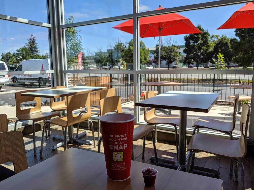 Wendys | restaurant | 207 S Vasco Rd, Livermore, CA 94551, USA | 9256061750 OR +1 925-606-1750