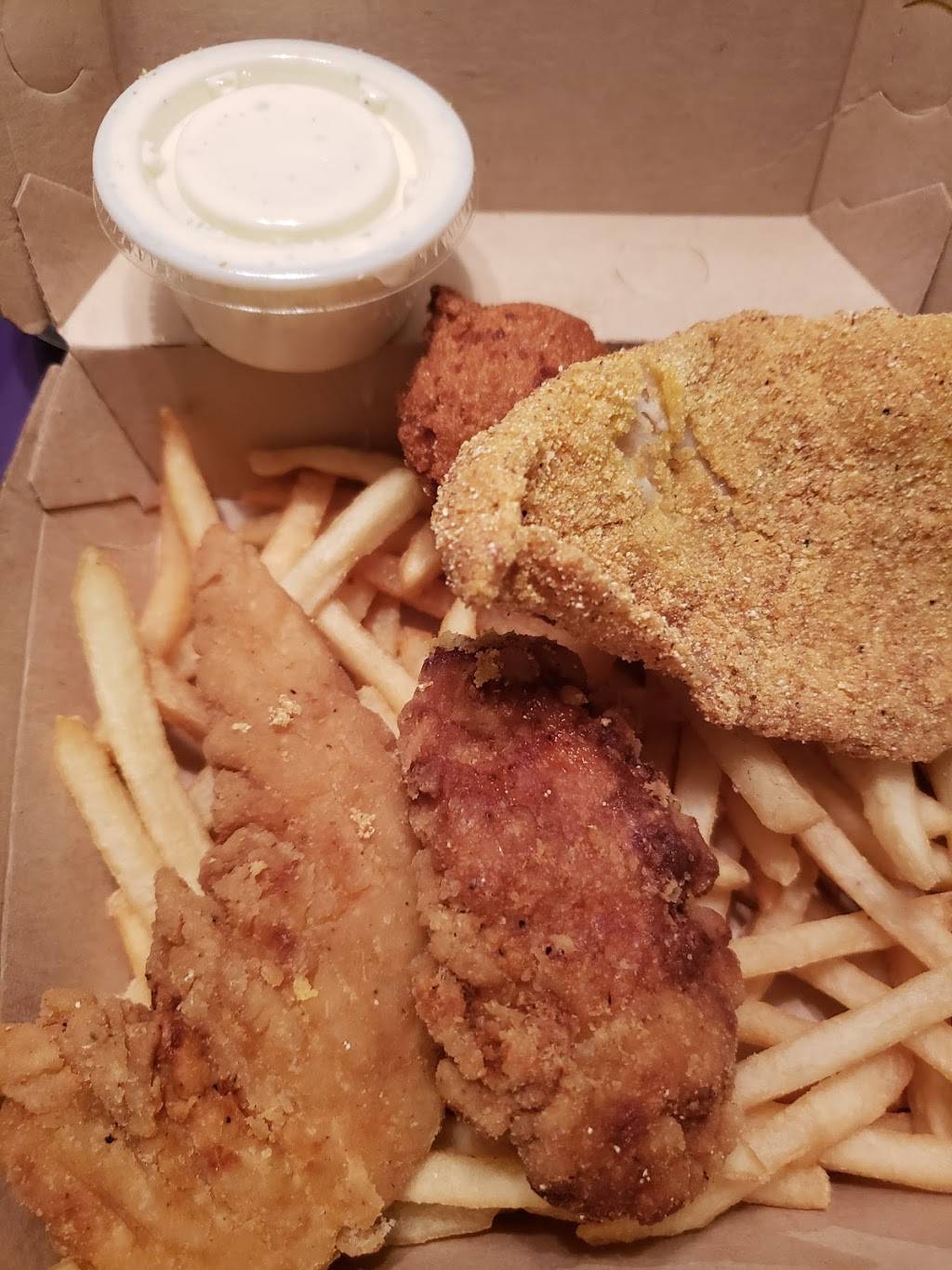 Flying Fish | restaurant | 300 E Abram St #100, Arlington, TX 76010, USA | 8173033335 OR +1 817-303-3335