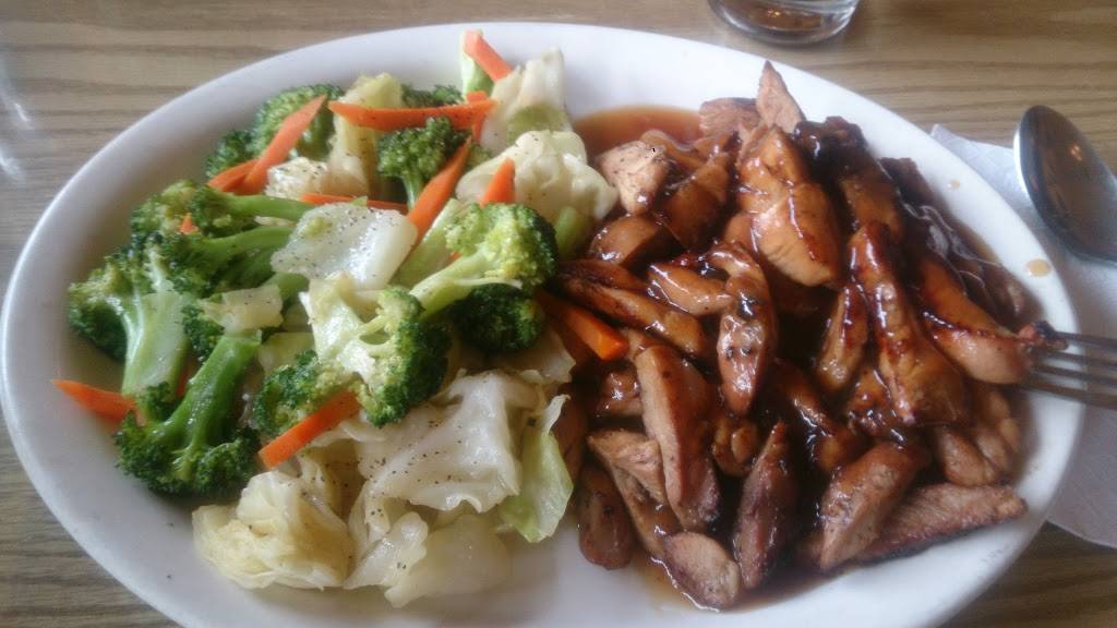 Lins Teriyaki Fish & Chips | restaurant | 32 NE Silver Pine Dr # 214, Bremerton, WA 98311, USA | 3606981094 OR +1 360-698-1094