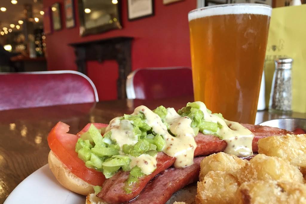 Spenard Roadhouse | restaurant | 1049 W Northern Lights Blvd, Anchorage, AK 99503, USA | 9077707623 OR +1 907-770-7623